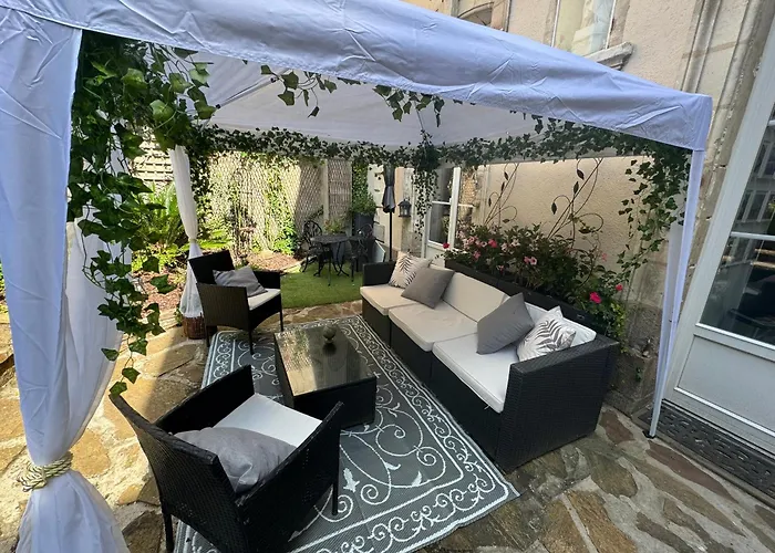 Duplex Au 2eme Et De Notre Maison -acces Au Jardin-smart Tv-streaming-wifi Le Mans